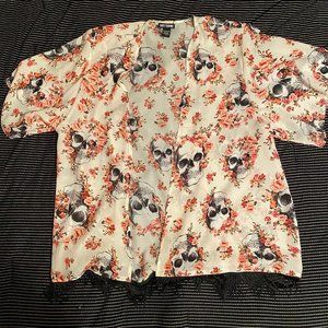 SHEER SHORT SLEEVE SKULL KIMONO WITH BLACK FRINGES
